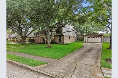 1810 Hunt Drive, Friendswood, TX 77546 - Photo 8
