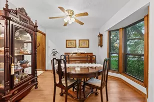 1810 Hunt Dr, Friendswood, TX 77546 - Photo 10