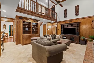 1810 Hunt Drive, Friendswood, TX 77546 - Photo 2