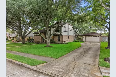 1810 Hunt Drive, Friendswood, TX 77546 - Photo 10