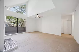 259 Litchfield Ln, Houston, TX 77024 - Photo 4