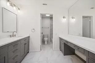 259 Litchfield Ln, Houston, TX 77024 - Photo 14