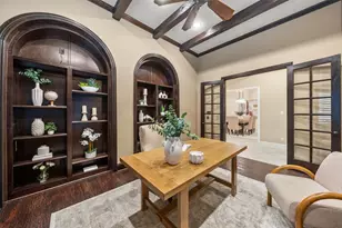 7 Moatwood Ct, The Woodlands, TX 77382 - Photo 6