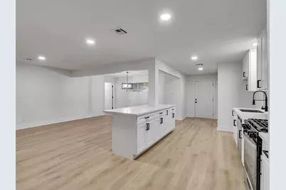 6026 Diamond Court, Texas City, TX 77591 - Photo 12