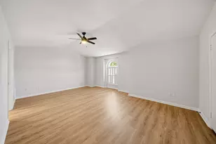 1746 S Gessner, Houston, TX 77063 - Photo 18