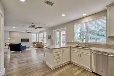 38 E Gaslight Place, The Woodlands, TX 77382 - Photo 20