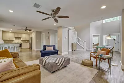 38 E Gaslight Place, The Woodlands, TX 77382 - Photo 12