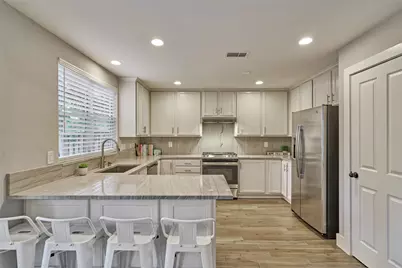 38 E Gaslight Place, The Woodlands, TX 77382 - Photo 8