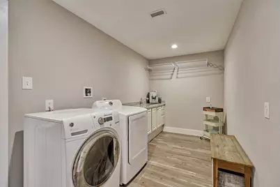 38 E Gaslight Place, The Woodlands, TX 77382 - Photo 24