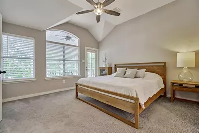 38 E Gaslight Place, The Woodlands, TX 77382 - Photo 36