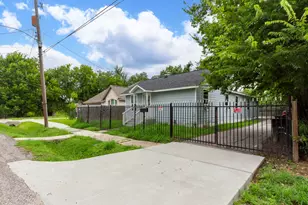3007 Tuam St, Houston, TX 77004 - Photo 4
