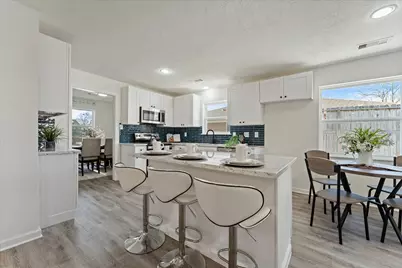 6030 Beaudry Drive, Houston, TX 77035 - Photo 14