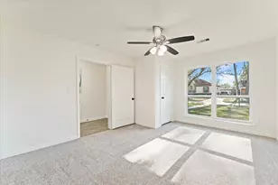 6030 Beaudry Dr, Houston, TX 77035 - Photo 8