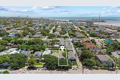 2212 32nd Street, Galveston, TX 77550 - Photo 2