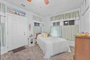 2212 32nd St, Galveston, TX 77550 - Photo 10