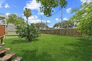 2212 32nd St, Galveston, TX 77550 - Photo 22