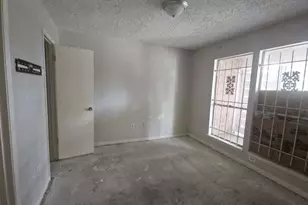 12211 W Village Dr, Houston, TX 77039 - Photo 4