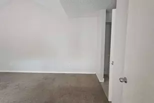 12211 W Village Dr, Houston, TX 77039 - Photo 8