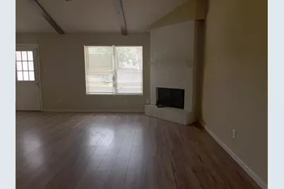 4614 27th Street, Dickinson, TX 77539 - Photo 4