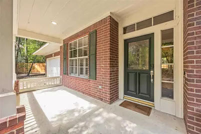 11 Alden Glen Court, The Woodlands, TX 77382 - Photo 4