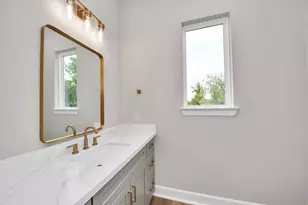 1603 Sylvester Rd, Houston, TX 77009 - Photo 20