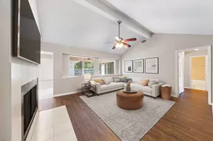 3042 Pecan Point Dr, Sugar Land, TX 77478 - Photo 8