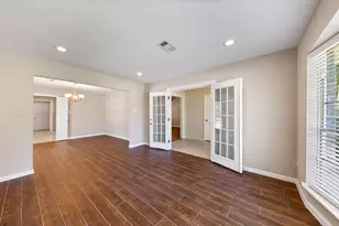 3042 Pecan Point Dr, Sugar Land, TX 77478 - Photo 6