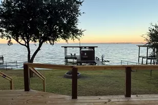 102 Bridgelanding, Onalaska, TX 77360 - Photo 8