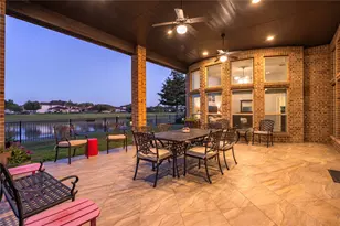 825 Galloway Mist Ln, Friendswood, TX 77546 - Photo 8