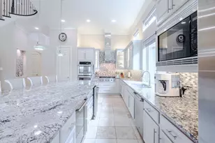 299 Sonoma Ct, Conroe, TX 77384 - Photo 12