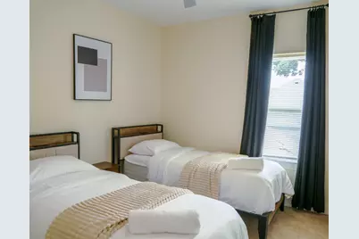 6743 Madrid St Street #B, Houston, TX 77021 - Photo 10