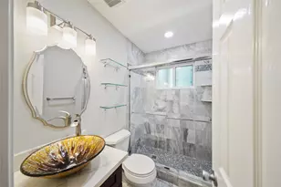 311 Hawthorne St, Houston, TX 77006 - Photo 18