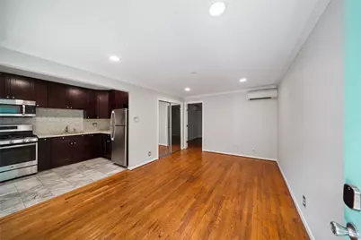 311 Hawthorne Street #7, Houston, TX 77006 - Photo 4