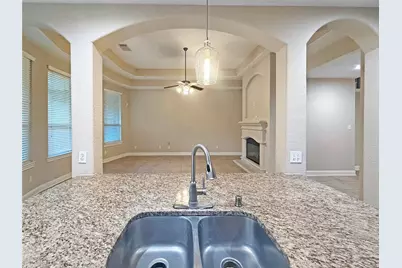 110 N Pinto Point Circle, Spring, TX 77389 - Photo 24