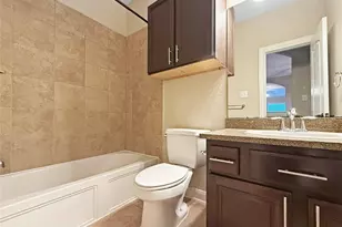 110 N Pinto Point Cir, Spring, TX 77389 - Photo 32