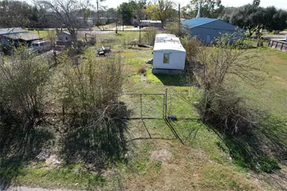 206 Crescent Drive, Fresno, TX 77545 - Photo 10