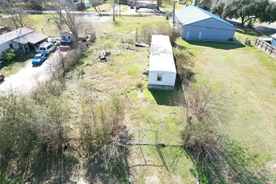 206 Crescent Drive, Fresno, TX 77545 - Photo 2