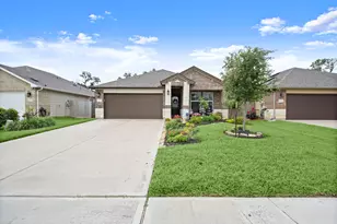 12813 S Winding Pines Dr, Tomball, TX 77375 - Photo 4