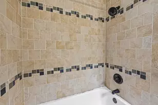 5911 Warm Springs Rd, Houston, TX 77035 - Photo 28