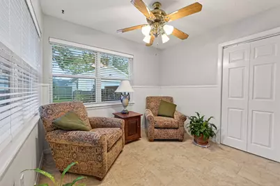 5911 Warm Springs Road, Houston, TX 77035 - Photo 14