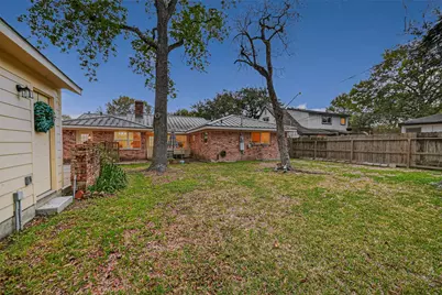5911 Warm Springs Road, Houston, TX 77035 - Photo 42