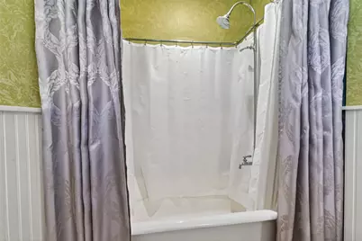 5911 Warm Springs Road, Houston, TX 77035 - Photo 36