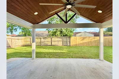 10940 Collingswood Drive, La Porte, TX 77571 - Photo 20