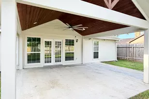 10940 Collingswood Dr, La Porte, TX 77571 - Photo 18