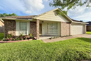 10940 Collingswood Dr, La Porte, TX 77571 - Photo 2