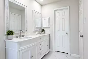 10940 Collingswood Dr, La Porte, TX 77571 - Photo 16