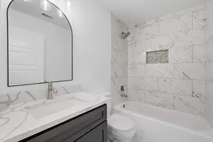 13146 Lake Conroe Bay Rd, Willis, TX 77318 - Photo 24