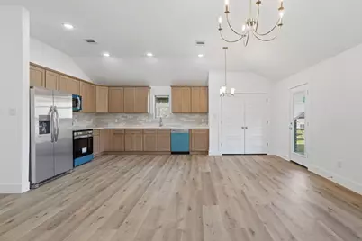 13146 Lake Conroe Bay Road, Willis, TX 77318 - Photo 12