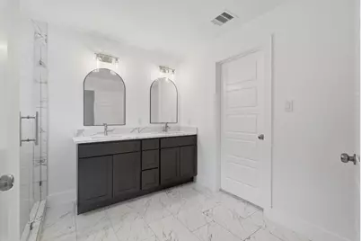 13146 Lake Conroe Bay Road, Willis, TX 77318 - Photo 18