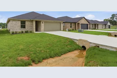 13146 Lake Conroe Bay Road, Willis, TX 77318 - Photo 2